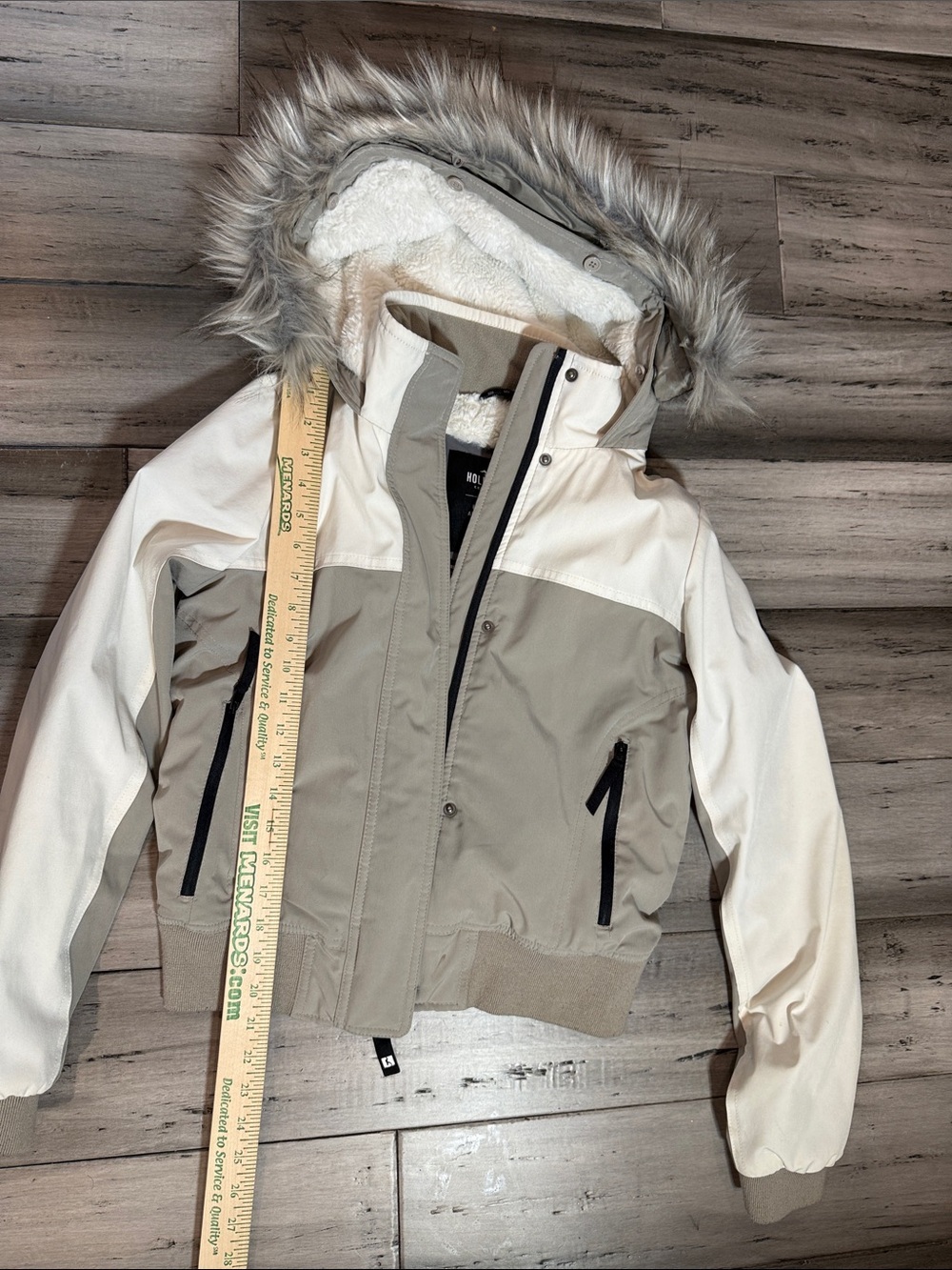 Hollister White and Grey Jacket - Picture 8 of 12